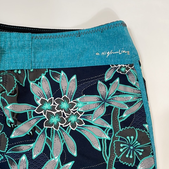 Quicksilver High Line Board Short 31 NWOT. Dry flight Water Repellent Fabric - Picture 2 of 13